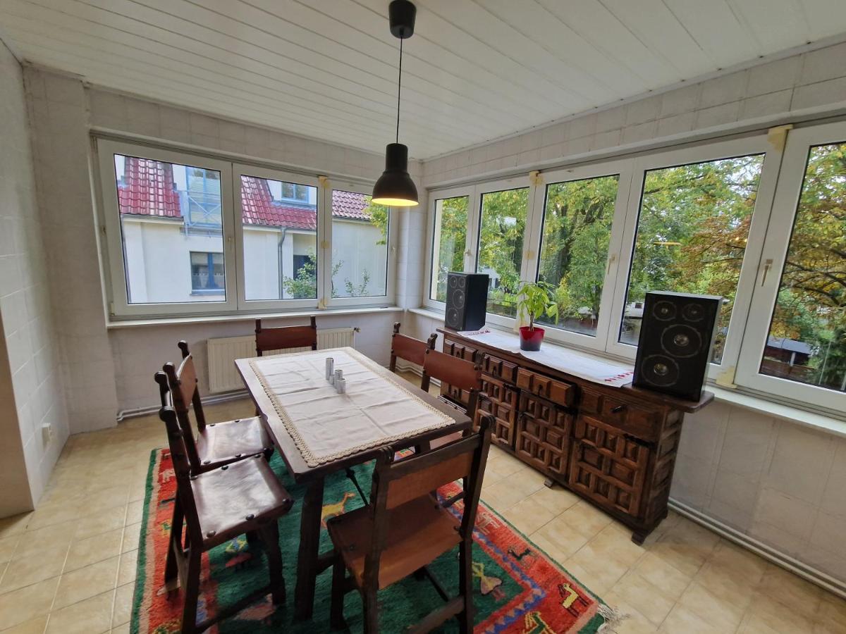 Geraeumige Und Zentrale Ferienwohnung Stahnsdorf Luaran gambar