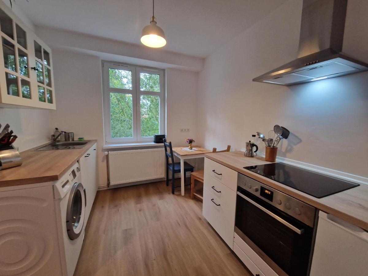 Geraeumige Und Zentrale Ferienwohnung Stahnsdorf Luaran gambar
